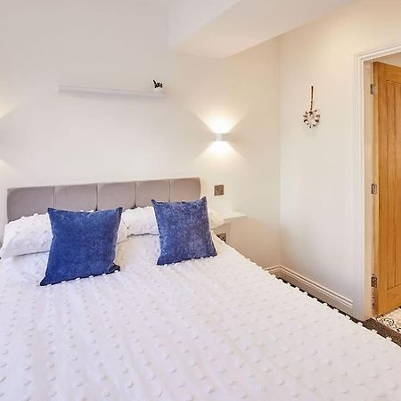 Apt 1 - Queens Court Σκάρμπορο Εξωτερικό φωτογραφία