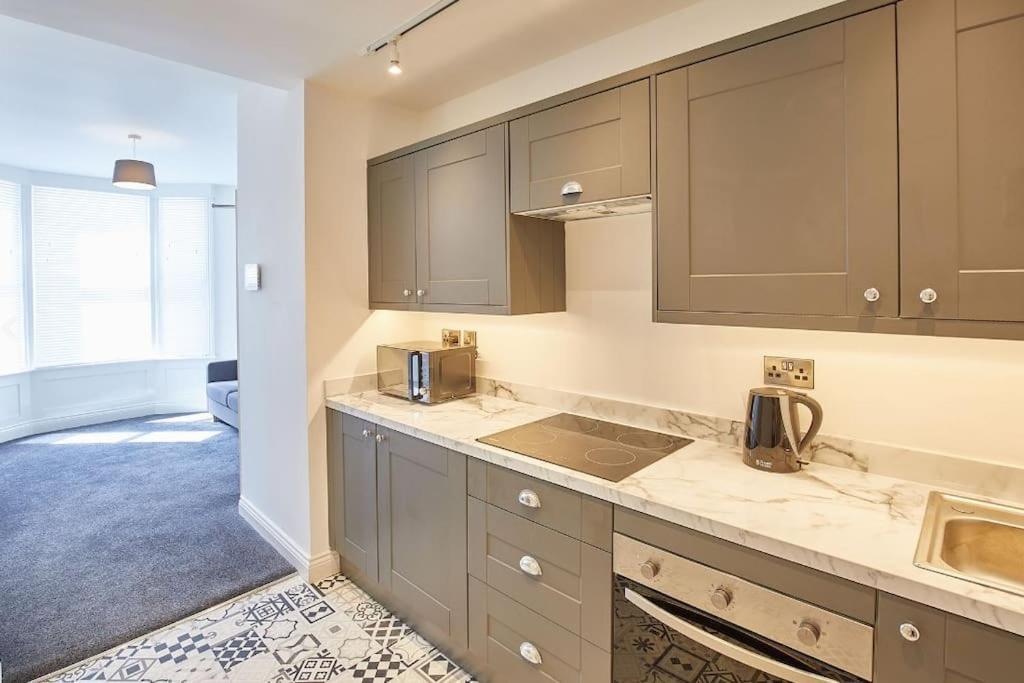 Apt 1 - Queens Court Σκάρμπορο Εξωτερικό φωτογραφία
